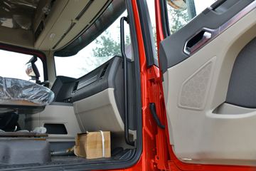 �й����� HOWO Max�ؿ� 460���� 6X4ǣ����(����)(ZZ4257V344KF1)ͼƬ