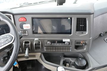 �й����� HOWO Max�ؿ� 460���� 6X4ǣ����(����)(ZZ4257V344KF1)ͼƬ