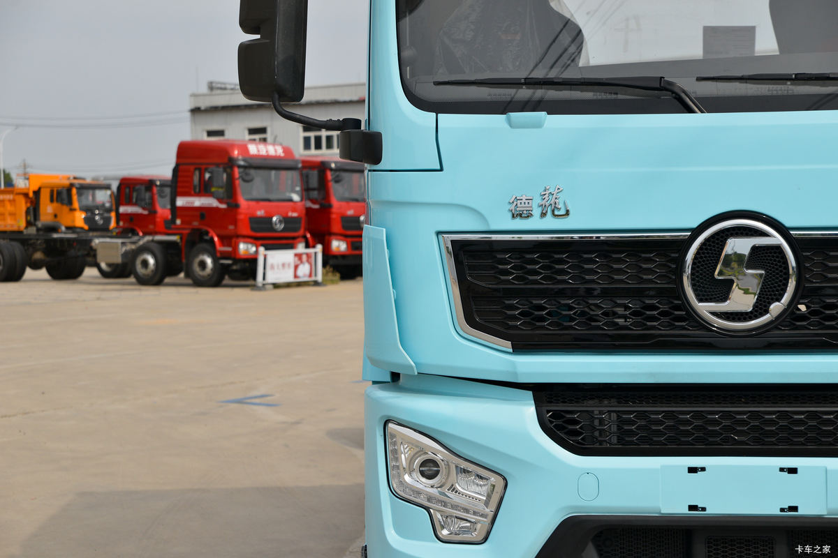 ؿ L5000 콢 245 4X2 6.8ػ()(ɫ)(SX1189LA501F2)                                                