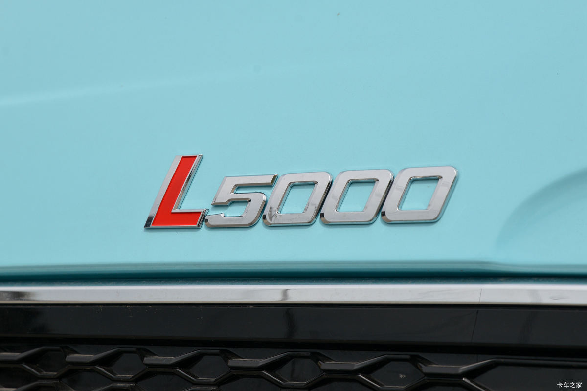 ؿ L5000 콢 245 4X2 6.8ػ()(ɫ)(SX1189LA501F2)                                                