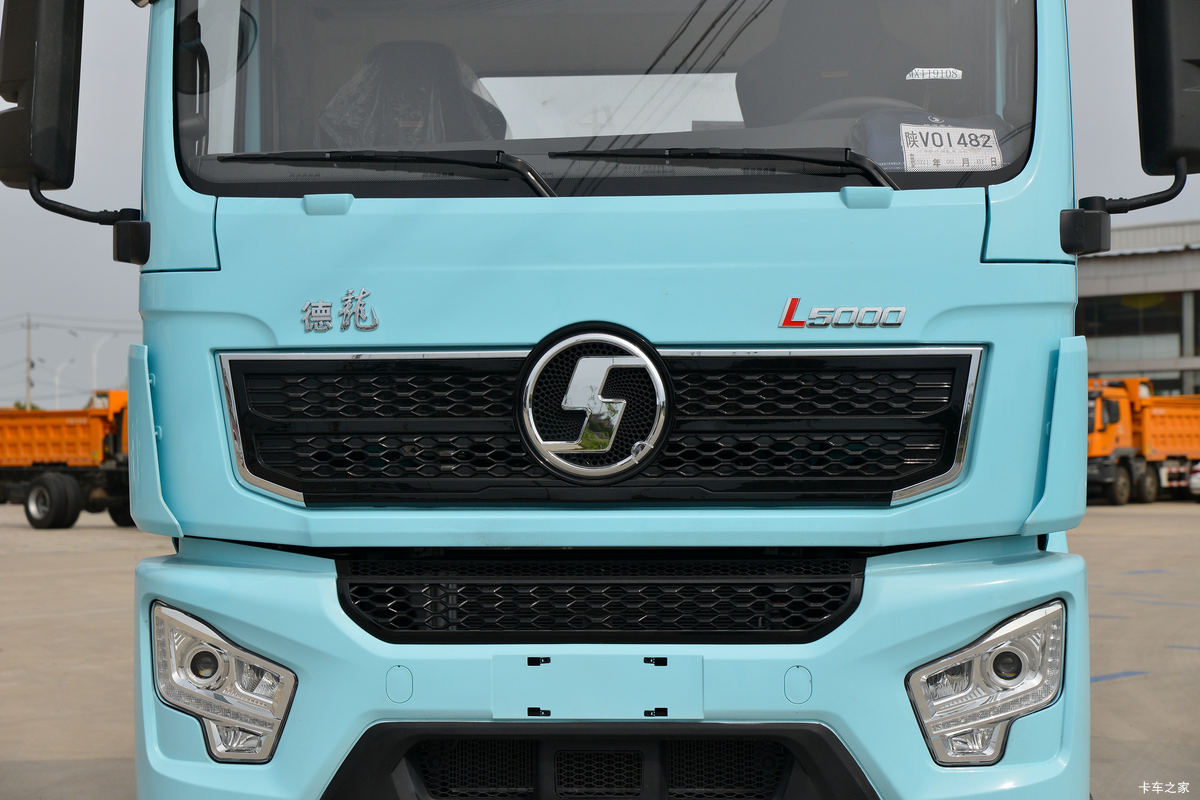 ؿ L5000 콢 245 4X2 6.8ػ()(ɫ)(SX1189LA501F2)                                                