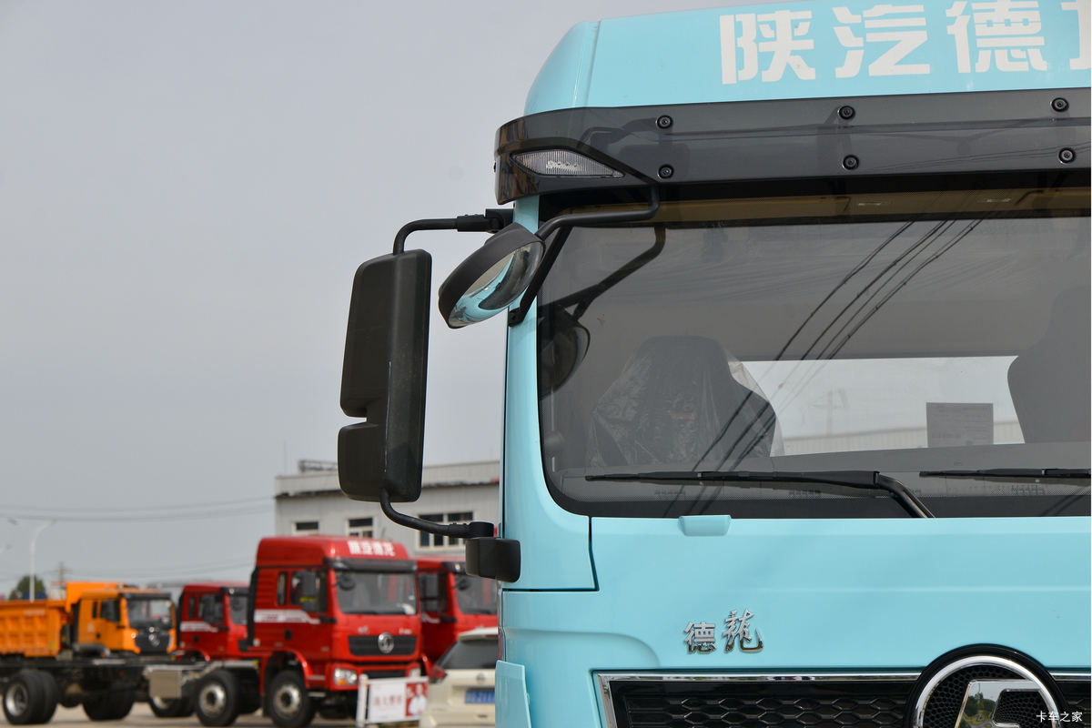 ؿ L5000 콢 245 4X2 6.8ػ()(ɫ)(SX1189LA501F2)                                                