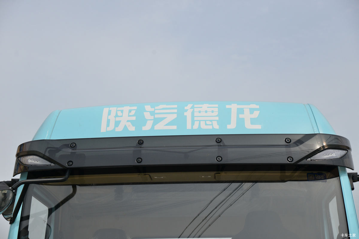 ؿ L5000 콢 245 4X2 6.8ػ()(ɫ)(SX1189LA501F2)                                                