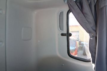 �������ó� ����VL�ؿ� 350���� 4X2ǣ����(����)ͼƬ