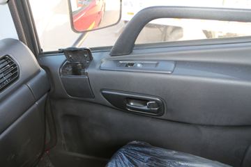 �������ó� ����VL�ؿ� 350���� 4X2ǣ����(����)ͼƬ