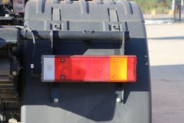 �������ó� ����VL�ؿ� 350���� 4X2ǣ����(����)ͼƬ