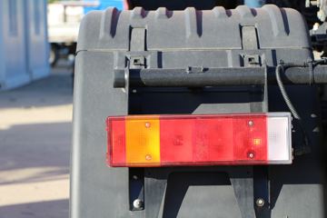 �������ó� ����VL�ؿ� 350���� 4X2ǣ����(����)ͼƬ