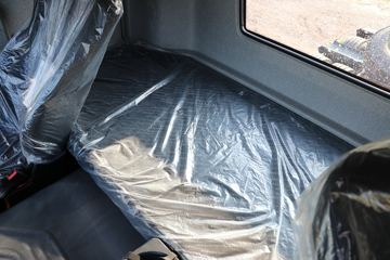 һ����� J6P ��ֵ�� 460���� 6X4ǣ����(����)(CA4250P66K25T1E6)ͼƬ