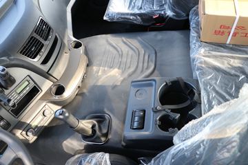 һ����� J6P ��ֵ�� 460���� 6X4ǣ����(����)(CA4250P66K25T1E6)ͼƬ