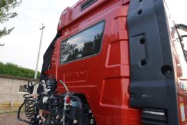 解放J6L&nbsp;牵引车外观                                                图片