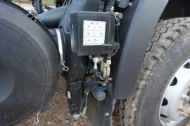 解放J6L&nbsp;牵引车底盘                                                图片