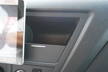 һ����� J6L�п� ������ 260���� 4X2 6.75�ײ�դʽ�ػ���(����)(CA5180CCYP62K1L4A2E6)ͼƬ