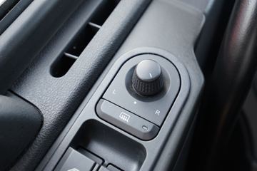 һ����� J6L�п� ������ 260���� 4X2 6.75�ײ�դʽ�ػ���(����)(CA5180CCYP62K1L4A2E6)ͼƬ