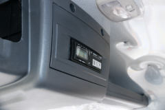 中国重汽HOWO G5X中卡 220马力 6.75米排半厢式载货车(国六)(ZZ5187XXYK521DF1)
