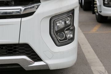 �������� ��ʨH6 25T 6X4 ����ʽ���綯ǣ���� 282kWhͼƬ