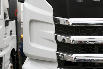 �������� ��ʨH6 25T 6X4 ����ʽ���綯ǣ���� 282kWhͼƬ