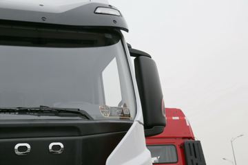 �������� ��ʨH6 25T 6X4 ����ʽ���綯ǣ���� 282kWhͼƬ