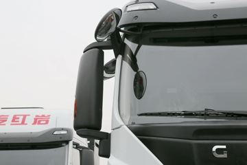 �������� ��ʨH6 25T 6X4 ����ʽ���綯ǣ���� 282kWhͼƬ