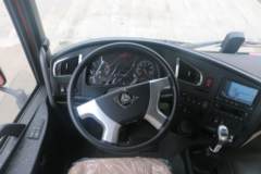 中国重汽成都商用车 斯太尔D7M重卡 440马力 6X4 LNG牵引车(国六)(CDW4253V3841F1L)