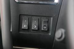 中国重汽成都商用车 斯太尔D7M重卡 440马力 6X4 LNG牵引车(国六)(CDW4253V3841F1L)