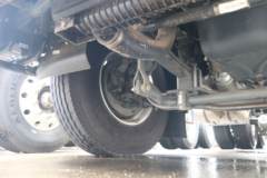 中国重汽成都商用车 斯太尔D7M重卡 440马力 6X4 LNG牵引车(国六)(CDW4253V3841F1L)