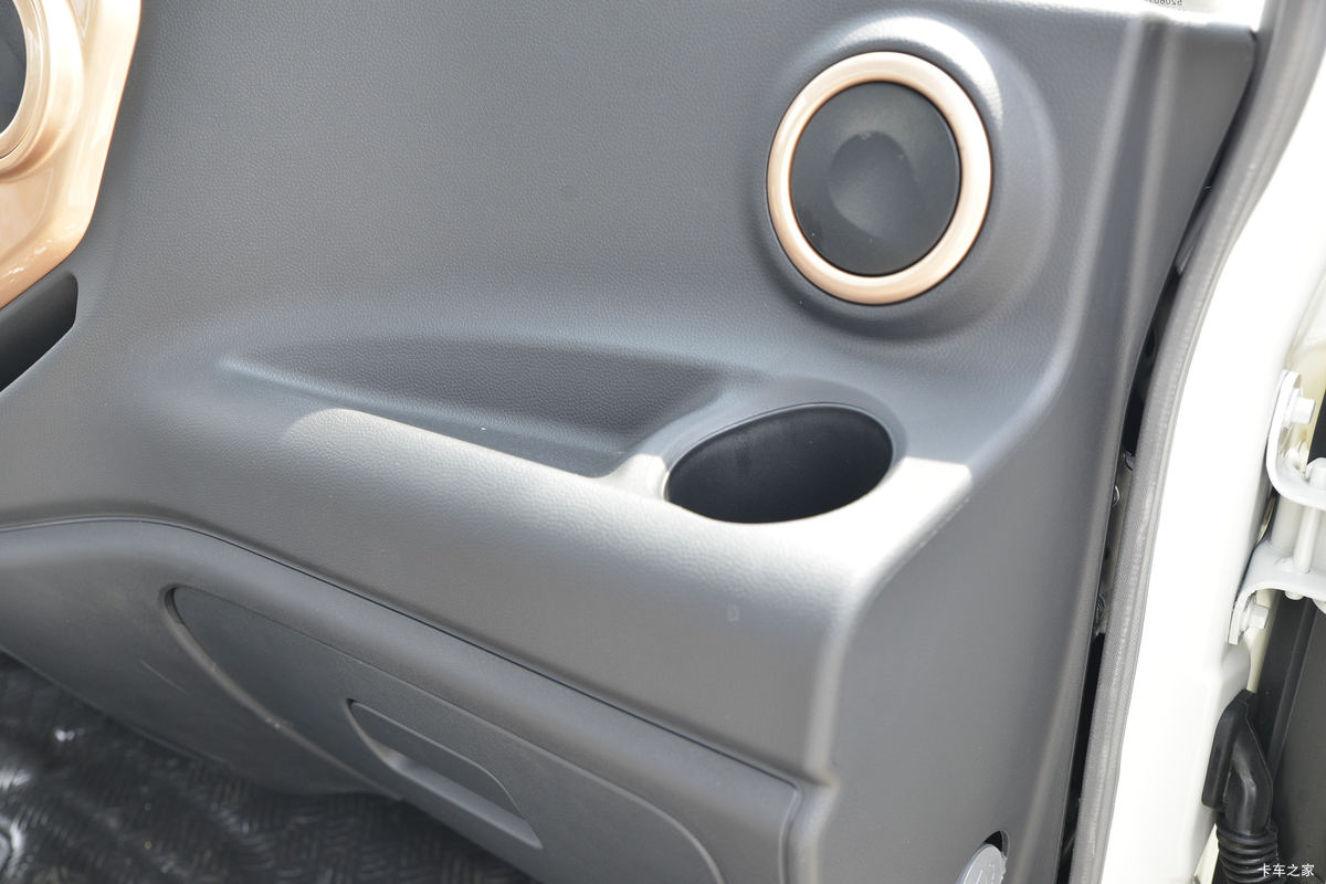 ���� ����J3 135���� 3.7�׵��Ų�դʽ�Ῠ(����)(HFC5031CCYP23K1B4S)��ʻ��                                               