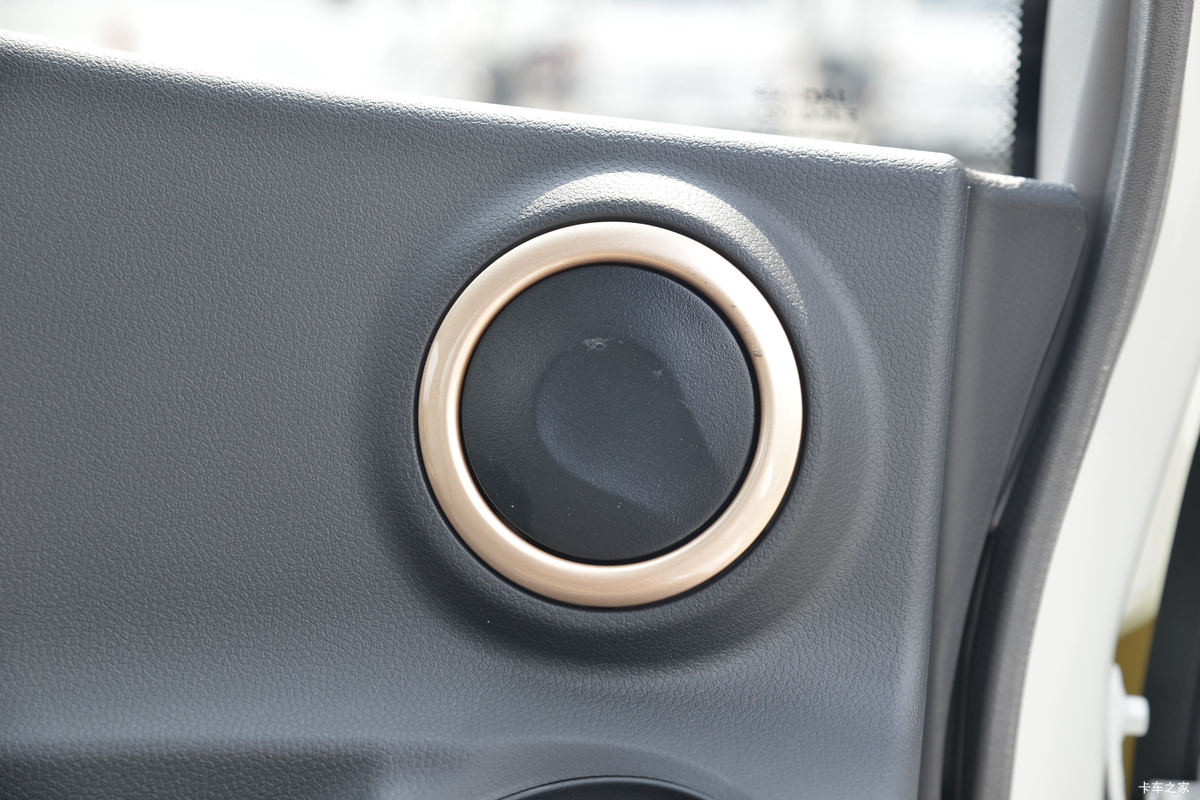 ���� ����J3 135���� 3.7�׵��Ų�դʽ�Ῠ(����)(HFC5031CCYP23K1B4S)��ʻ��                                               