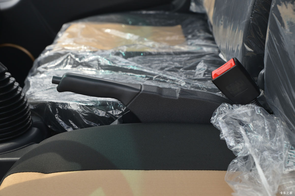 ���� ����J3 135���� 3.7�׵��Ų�դʽ�Ῠ(����)(HFC5031CCYP23K1B4S)��ʻ��                                               