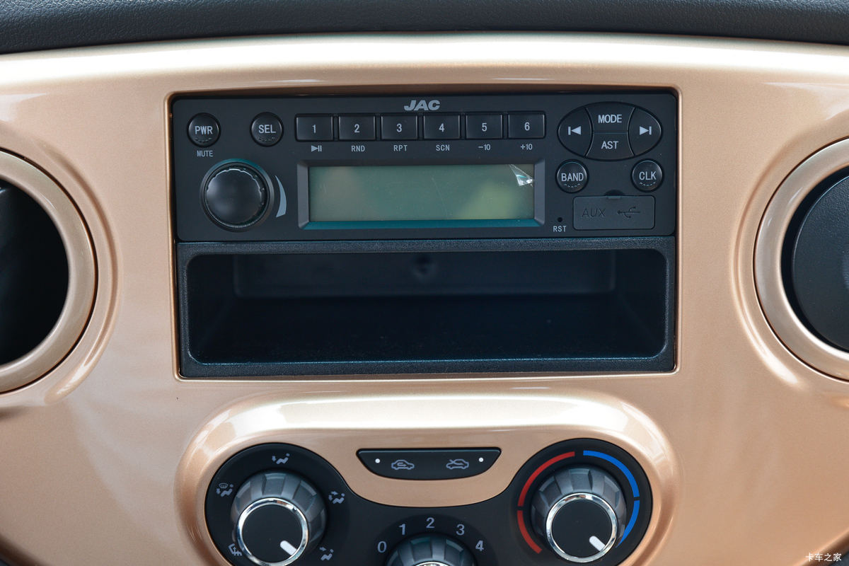 ���� ����J3 135���� 3.7�׵��Ų�դʽ�Ῠ(����)(HFC5031CCYP23K1B4S)��ʻ��                                               