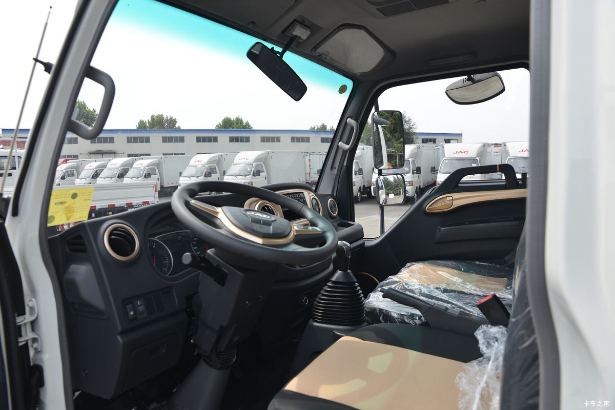 ���� ����J3 135���� 3.7�׵��Ų�դʽ�Ῠ(����)(HFC5031CCYP23K1B4S)��ʻ��                                               