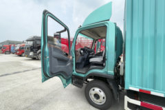 陕汽商用车 轩德E9 4.5T 4.1米单排纯电动厢式轻卡(SX5041XXYBEV331N)