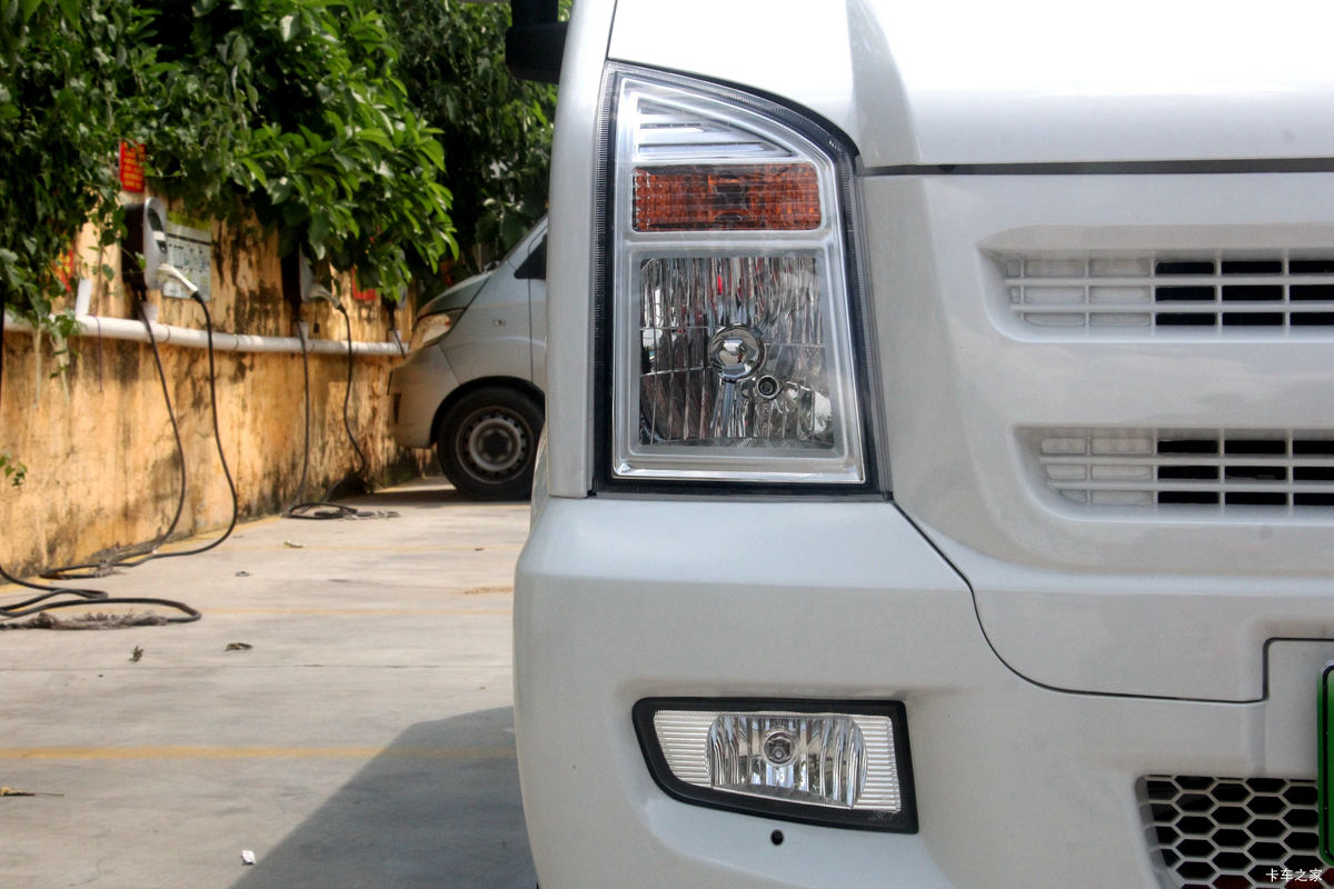 ��� EC35II 2.6T 2�� 4.5�״��綯��ջ���38.7kWh���