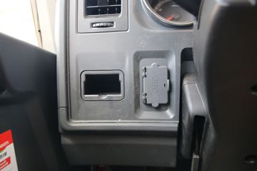 �й�����HOWO ���� 184���� 5.2���Ű������ػ���(����)ͼƬ