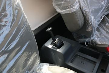 �й�����HOWO ͳ˧ 160���� 4X2 4.15�׵��Ų�դ�Ῠ(����)ͼƬ