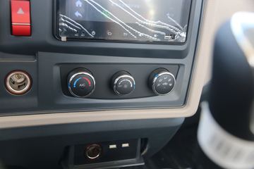 �й�����HOWO ͳ˧ 160���� 4X2 4.15�׵��Ų�դ�Ῠ(����)ͼƬ