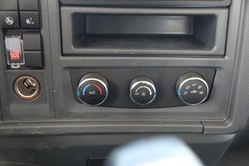 �й�����HOWO G5X�п� 220���� 4X2 5.4���Ű������ػ���(ZZ1187K421DF1)ͼƬ