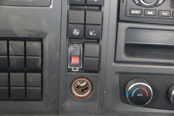 �й�����HOWO G5X�п� 220���� 4X2 5.4���Ű������ػ���(ZZ1187K421DF1)ͼƬ