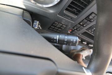 �й�����HOWO G5X�п� 220���� 4X2 5.4���Ű������ػ���(ZZ1187K421DF1)ͼƬ