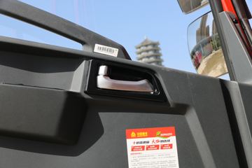 �й�����HOWO G5X�п� 220���� 4X2 5.4���Ű������ػ���(ZZ1187K421DF1)ͼƬ