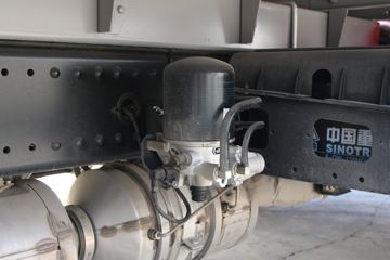 �й�����HOWO G5X�п� 220���� 4X2 5.4���Ű������ػ���(ZZ1187K421DF1)ͼƬ