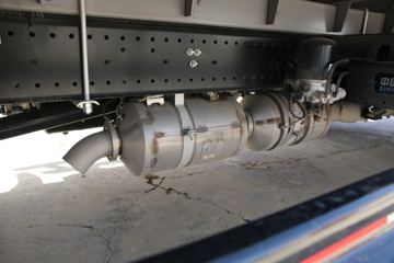 �й�����HOWO G5X�п� 220���� 4X2 5.4���Ű������ػ���(ZZ1187K421DF1)ͼƬ