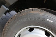 中国重汽HOWO G5X中卡 220马力 4X2 5.4米排半栏板载货车(ZZ1187K421DF1)