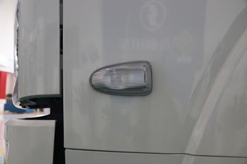 �������ó� ������9 ���˰� 156���� 4.15�׵�����ʽ�Ῠ(����)ͼƬ