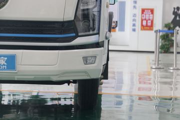 �������ó� ������9 ���˰� 156���� 4.15�׵�����ʽ�Ῠ(����)ͼƬ