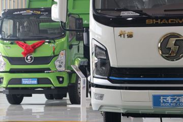 �������ó� ������9 ���˰� 156���� 4.15�׵�����ʽ�Ῠ(����)ͼƬ