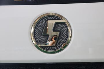 �������ó� ������9 ���˰� 156���� 4.15�׵�����ʽ�Ῠ(����)ͼƬ