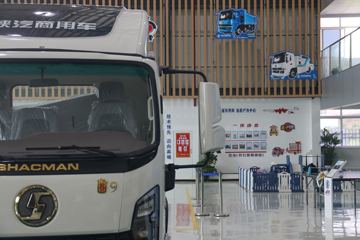 �������ó� ������9 ���˰� 156���� 4.15�׵�����ʽ�Ῠ(����)ͼƬ