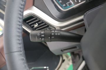 �������ó� ������9 ���˰� 156���� 4.15�׵�����ʽ�Ῠ(����)ͼƬ