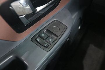 �������ó� ������9 ���˰� 156���� 4.15�׵�����ʽ�Ῠ(����)ͼƬ