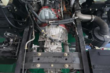 �������ó� ������9 ���˰� 156���� 4.15�׵�����ʽ�Ῠ(����)ͼƬ